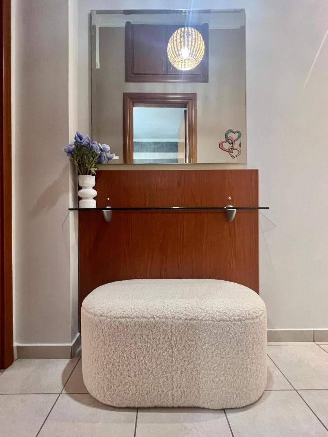 Elegant Downtown Retreat Leilighet Kalamáta Eksteriør bilde